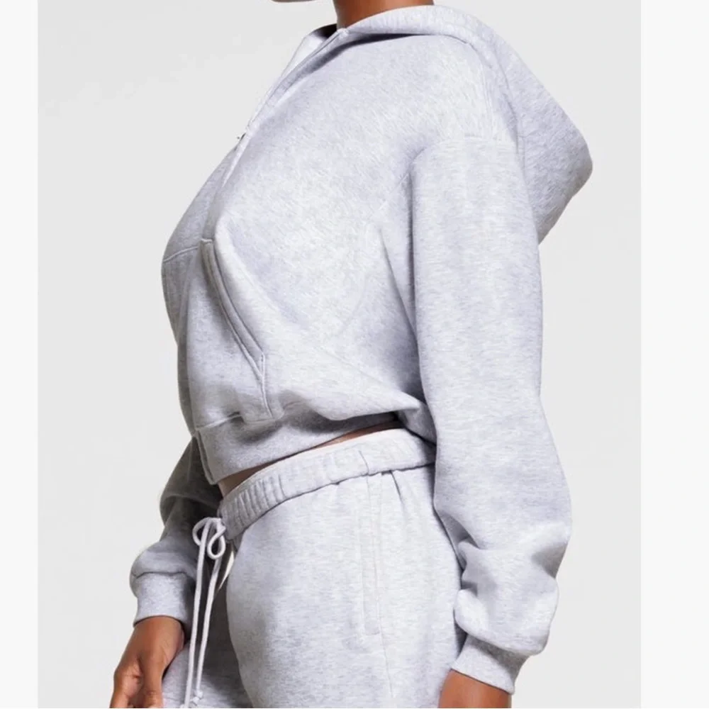 SKIMS Cotton Fleece Classic Zip Up Hoodie | Light Heather Grey | Size M - Picture 3 of 7